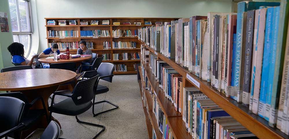 biblioteca Sesc São João de Meriti